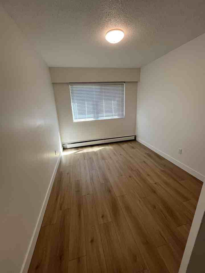 7201 Garibaldi Dr #128 - Photo 7 of 8