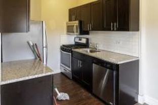 6748 N Ashland Ave #205 - Photo 1 of 1