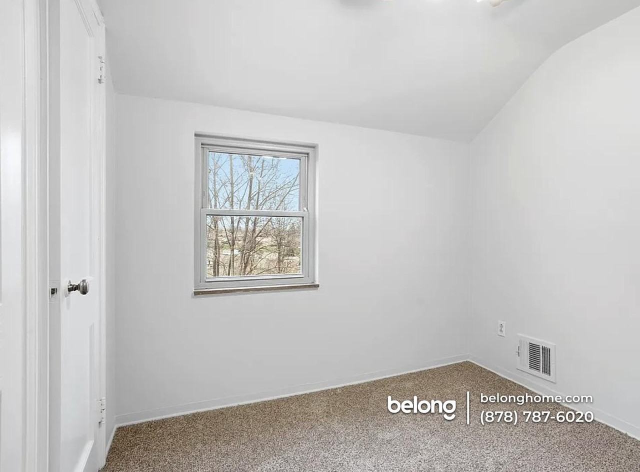 5240 Orchard Hill Dr - Photo 5 of 11