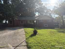 featured image of 6663 Peacock Blvd