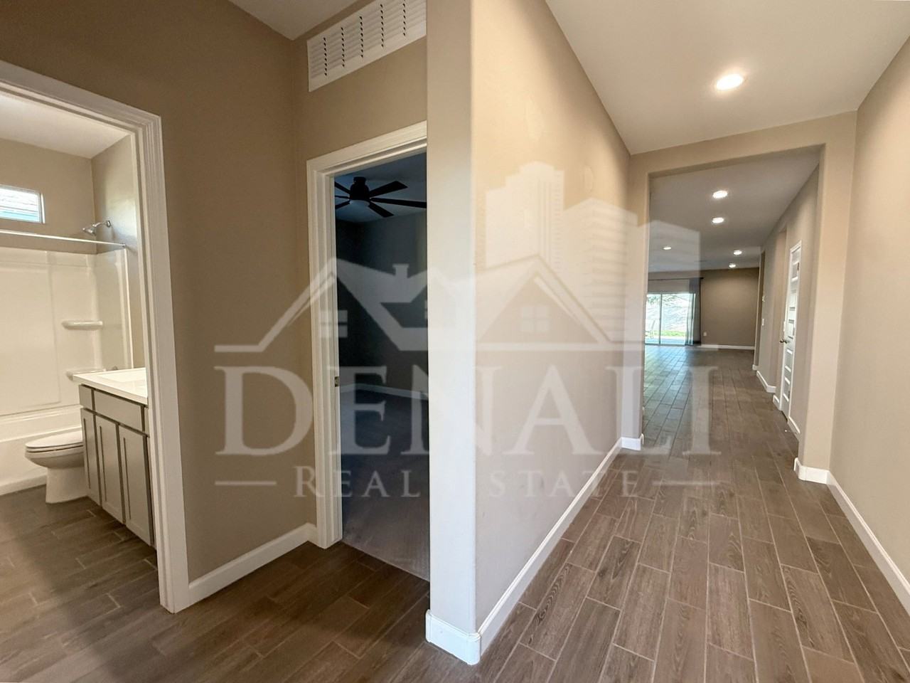 1053 East Horro Road - Photo 3 of 30