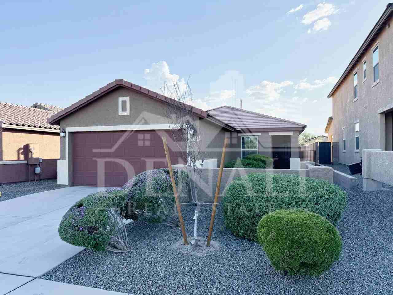 12253 N Sutter Dr - Photo 2 of 19