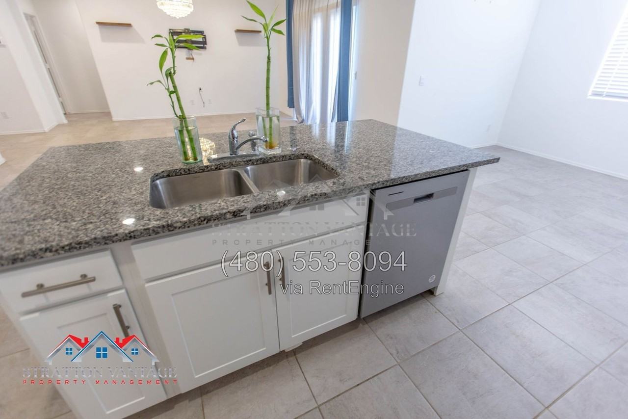 1146 W Descanso Canyon Dr - Photo 7 of 41