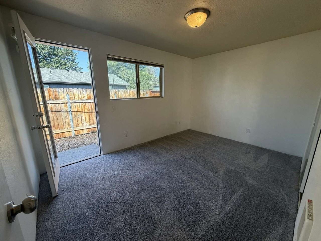 665 Ne 7th St #1 - Photo 6 of 19