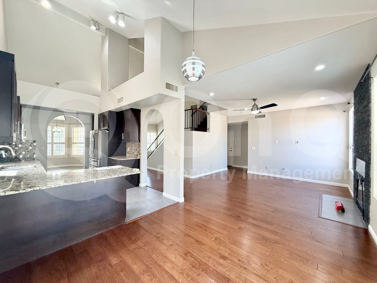 182 W Knox Rd - Photo 5 of 26