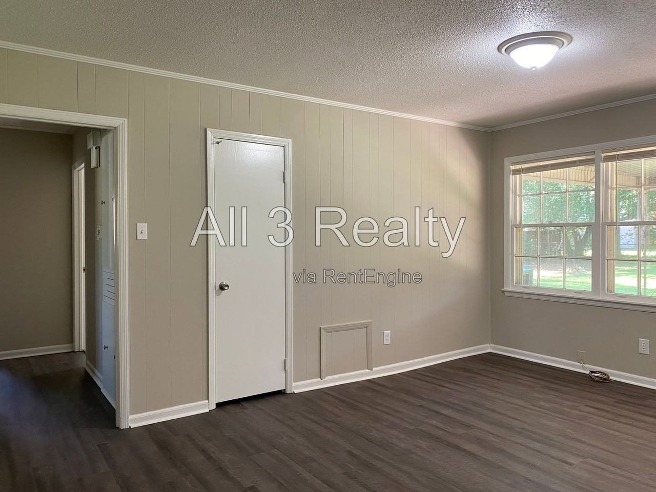 306 Oakwild Dr - Photo 7 of 28