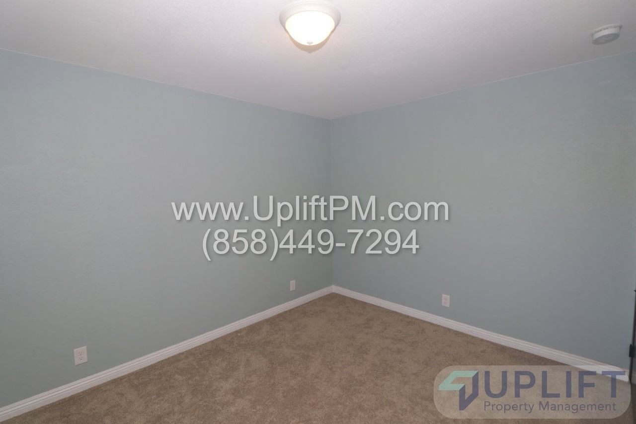 15436 Las Manzanitas Rd - Photo 6 of 45