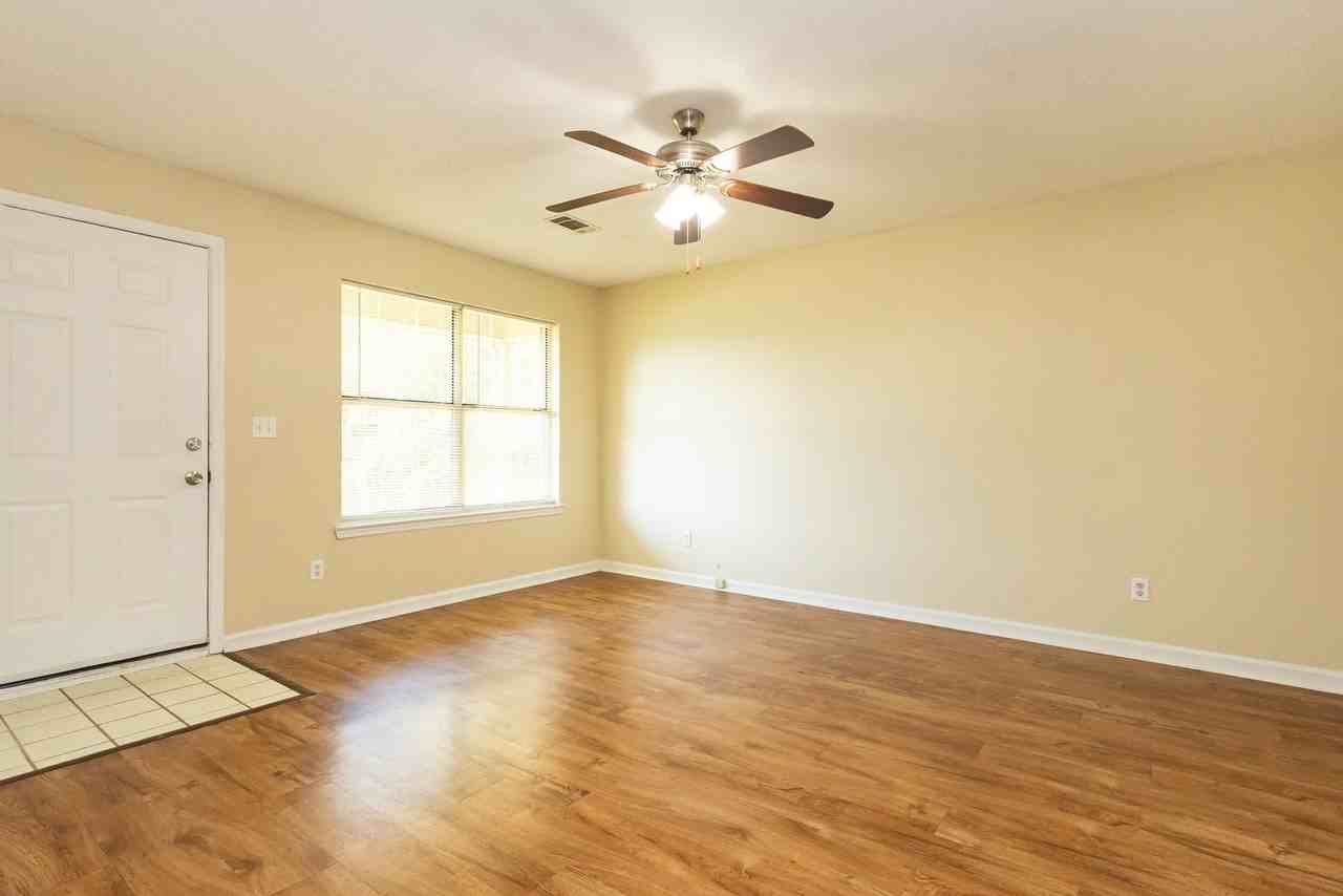16 Indigo Ln #36 - Photo 7 of 18