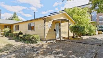 437 Sw 9th St - Photo 1 of 1