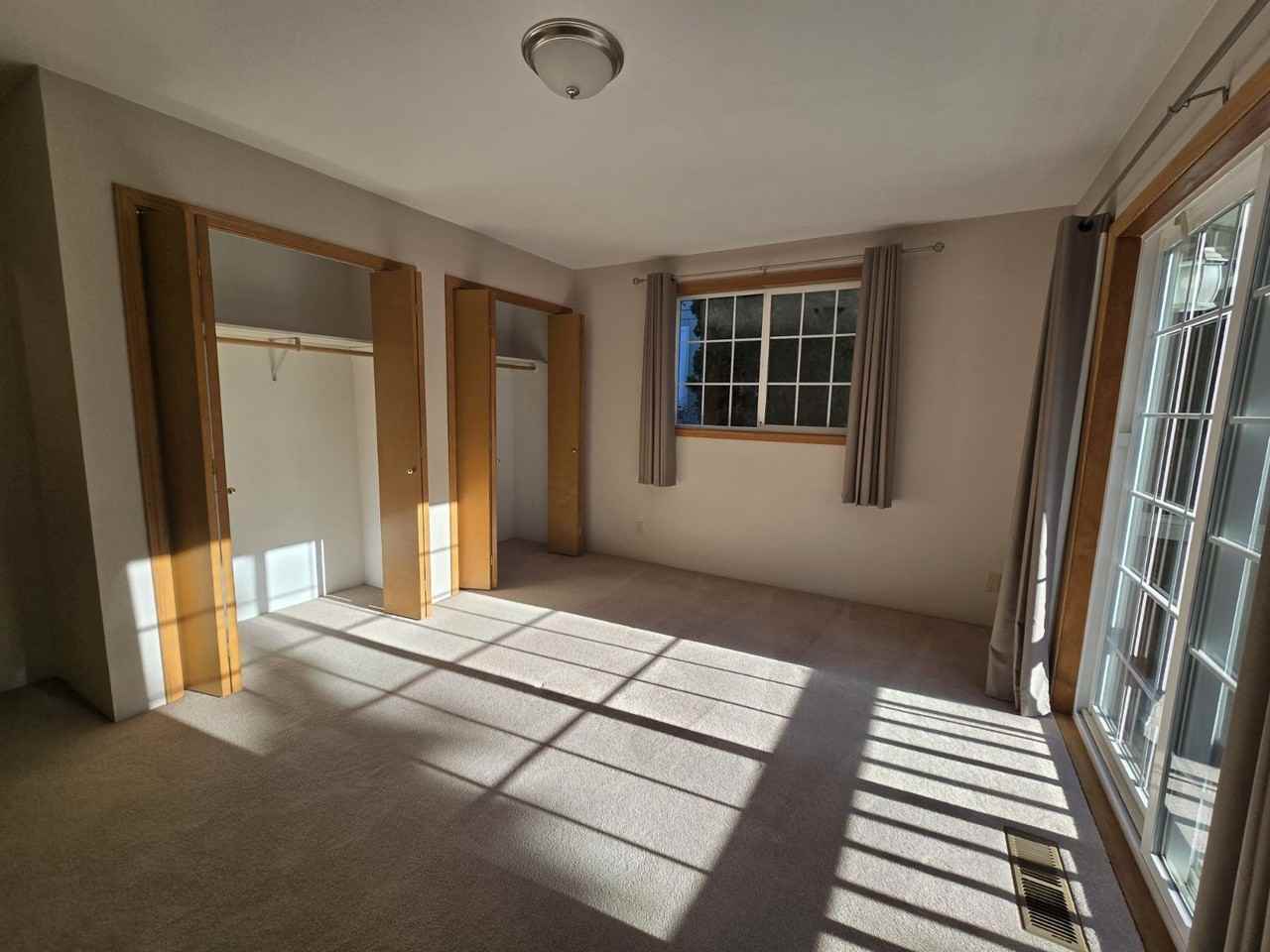 1335 Nw Vallejo Dr - Photo 5 of 28