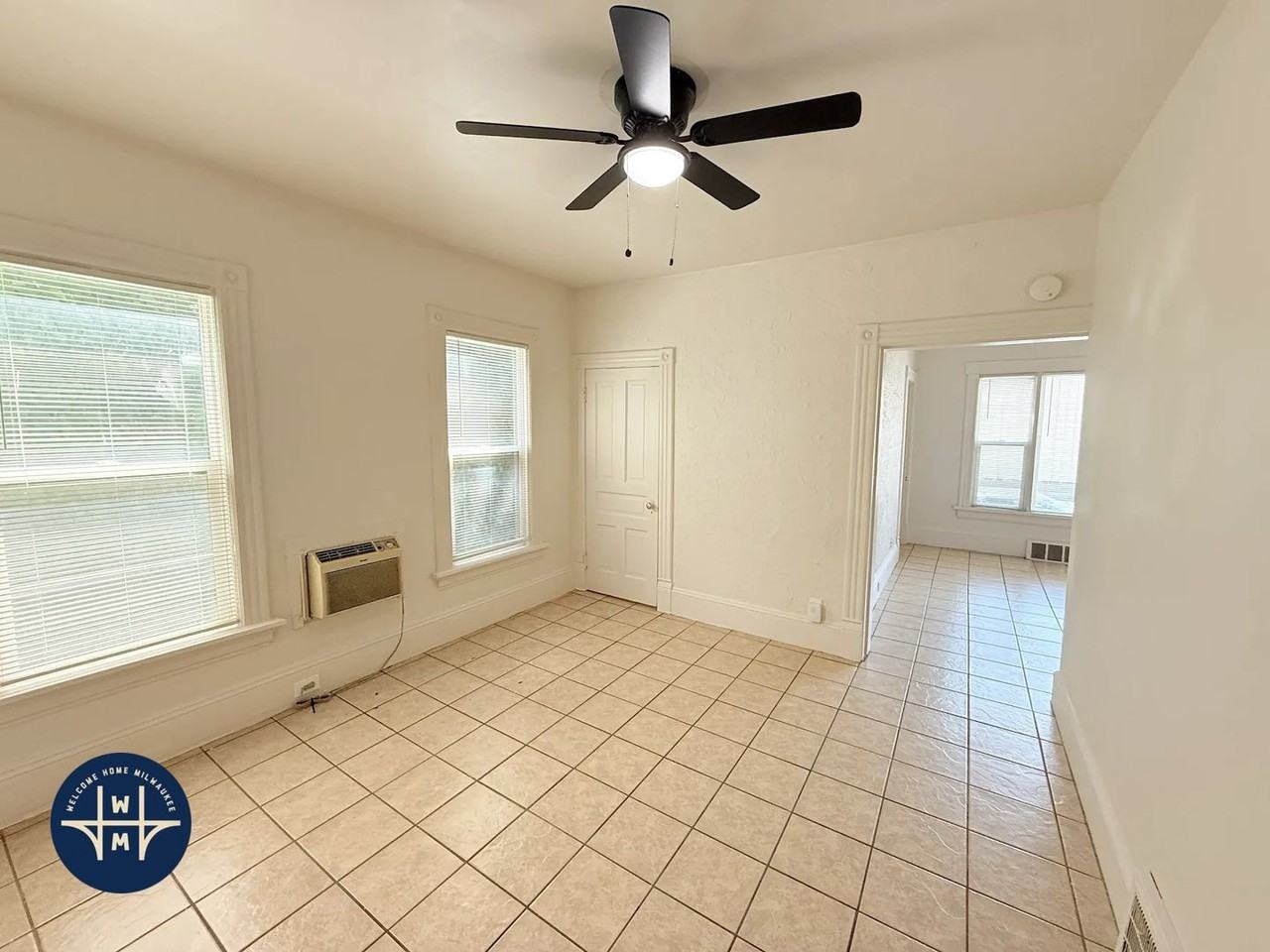 1140 N 50th Pl - Photo 5 of 12