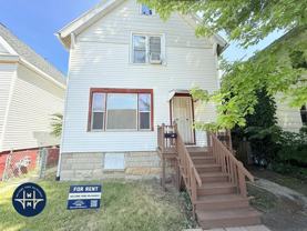 1140 N 50th Pl #LOWER - Photo 1 of 1