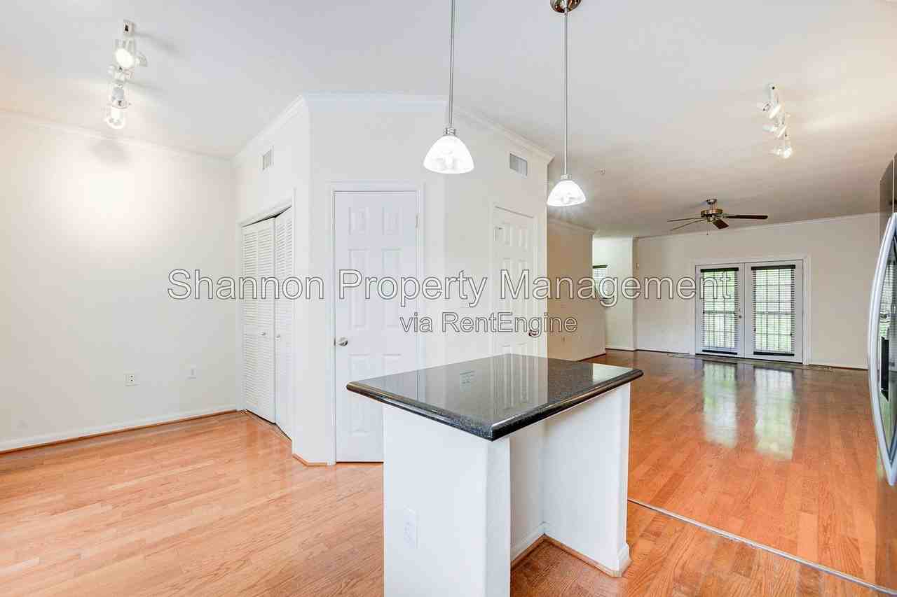 9200 Westheimer Rd #705 - Photo 6 of 27