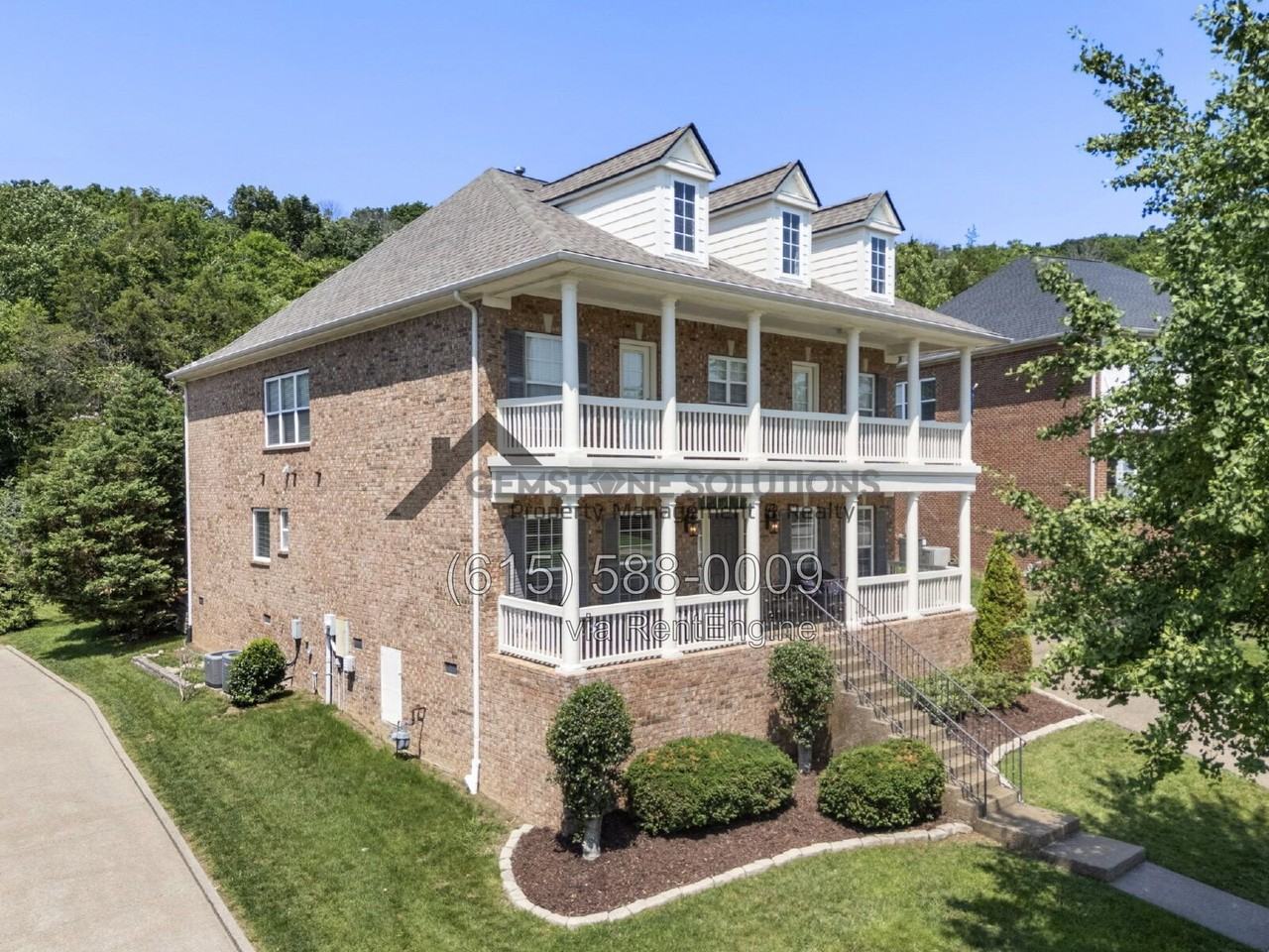 327 Wandering Cir - Photo 2 of 48