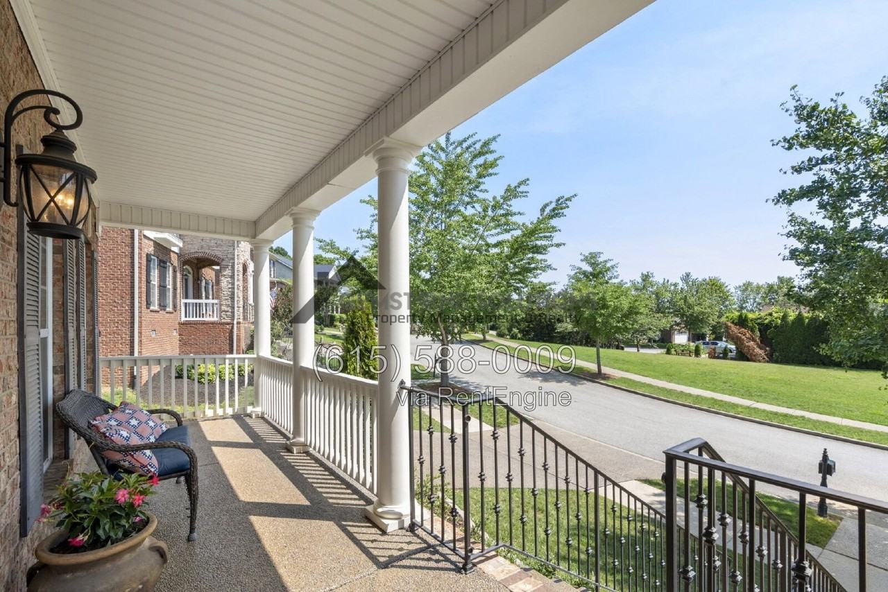 327 Wandering Cir - Photo 6 of 48