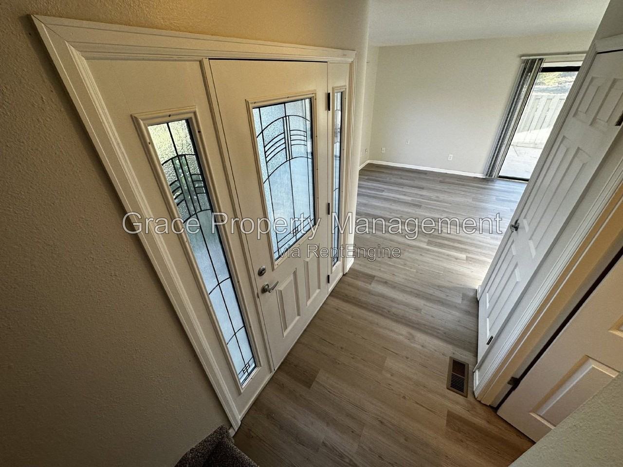 24 Mountain Shadows Ct - Photo 5 of 41