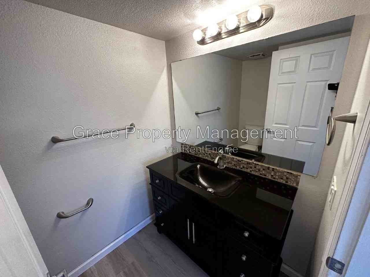 24 Mountain Shadows Ct - Photo 6 of 41