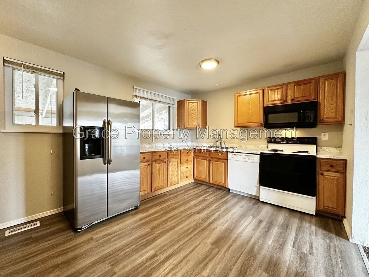 3801 E 117th Ave - Photo 5 of 23