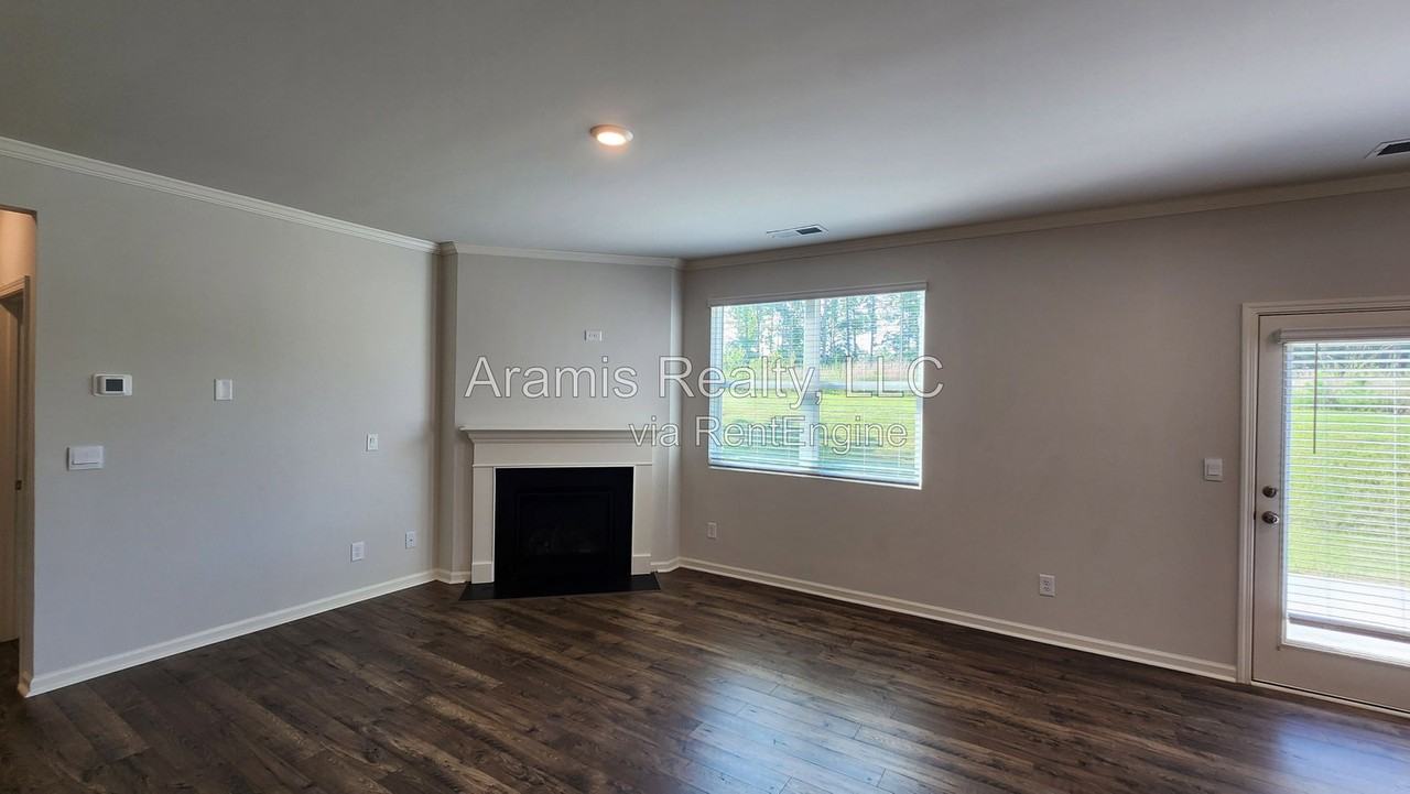 3134 Ellenton Dr - Photo 2 of 14