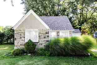 6211 Seneca Rd - Photo 1 of 1