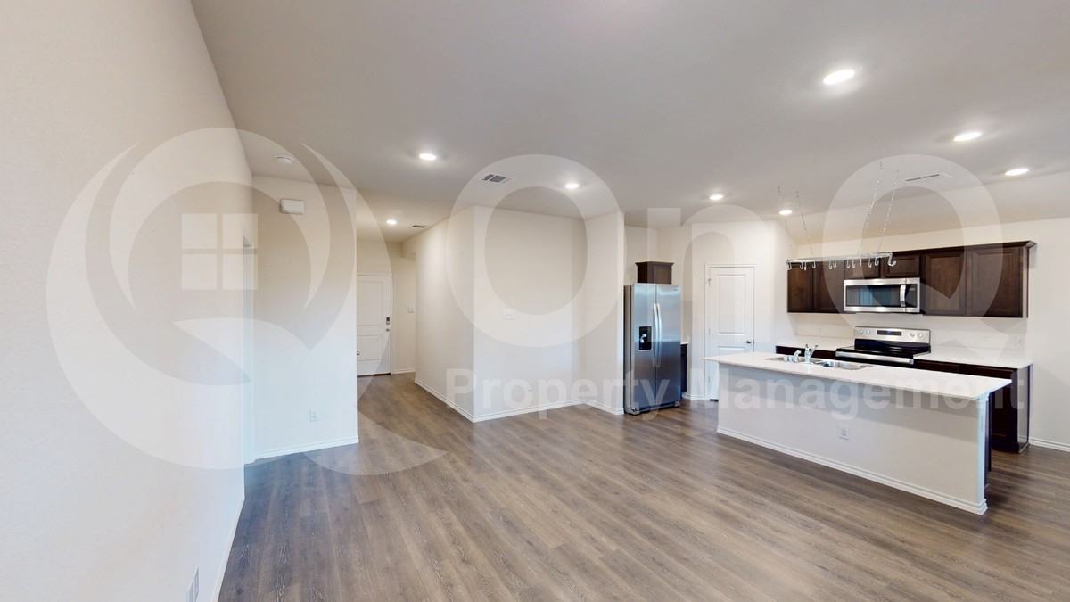 2210 Alamo Rd - Photo 5 of 17