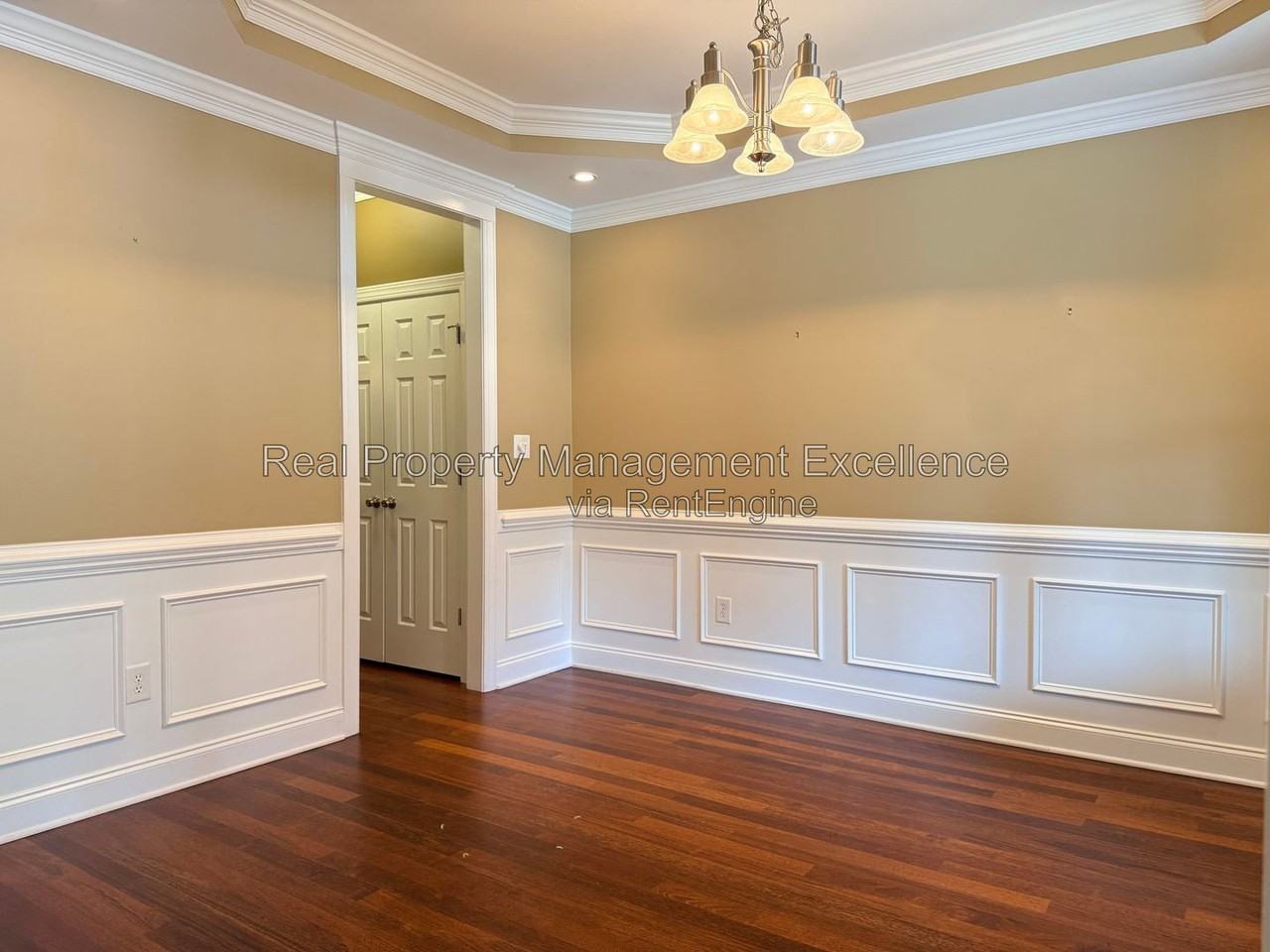 616 Lake Artesia Ln - Photo 5 of 50