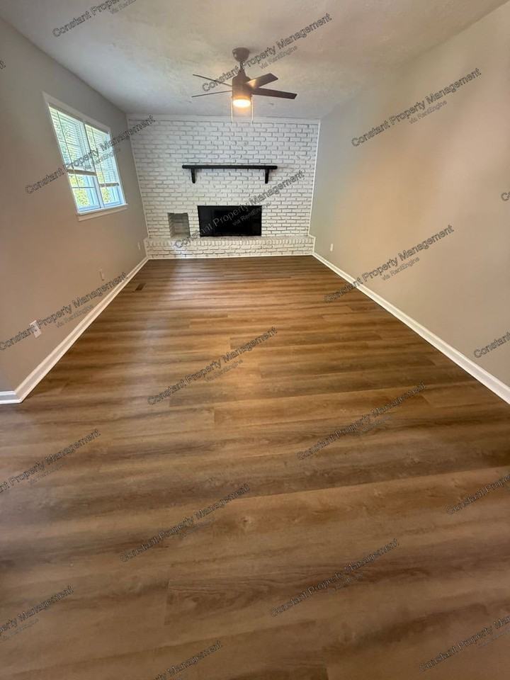 2166 Ollie Dr - Photo 3 of 13