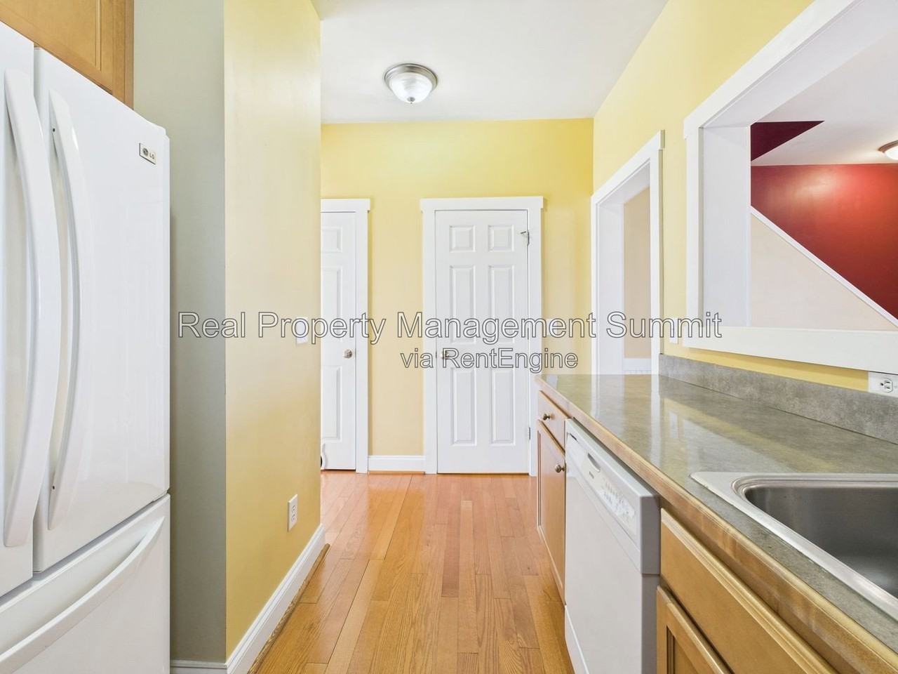 350 Marquette Ct - Photo 7 of 27
