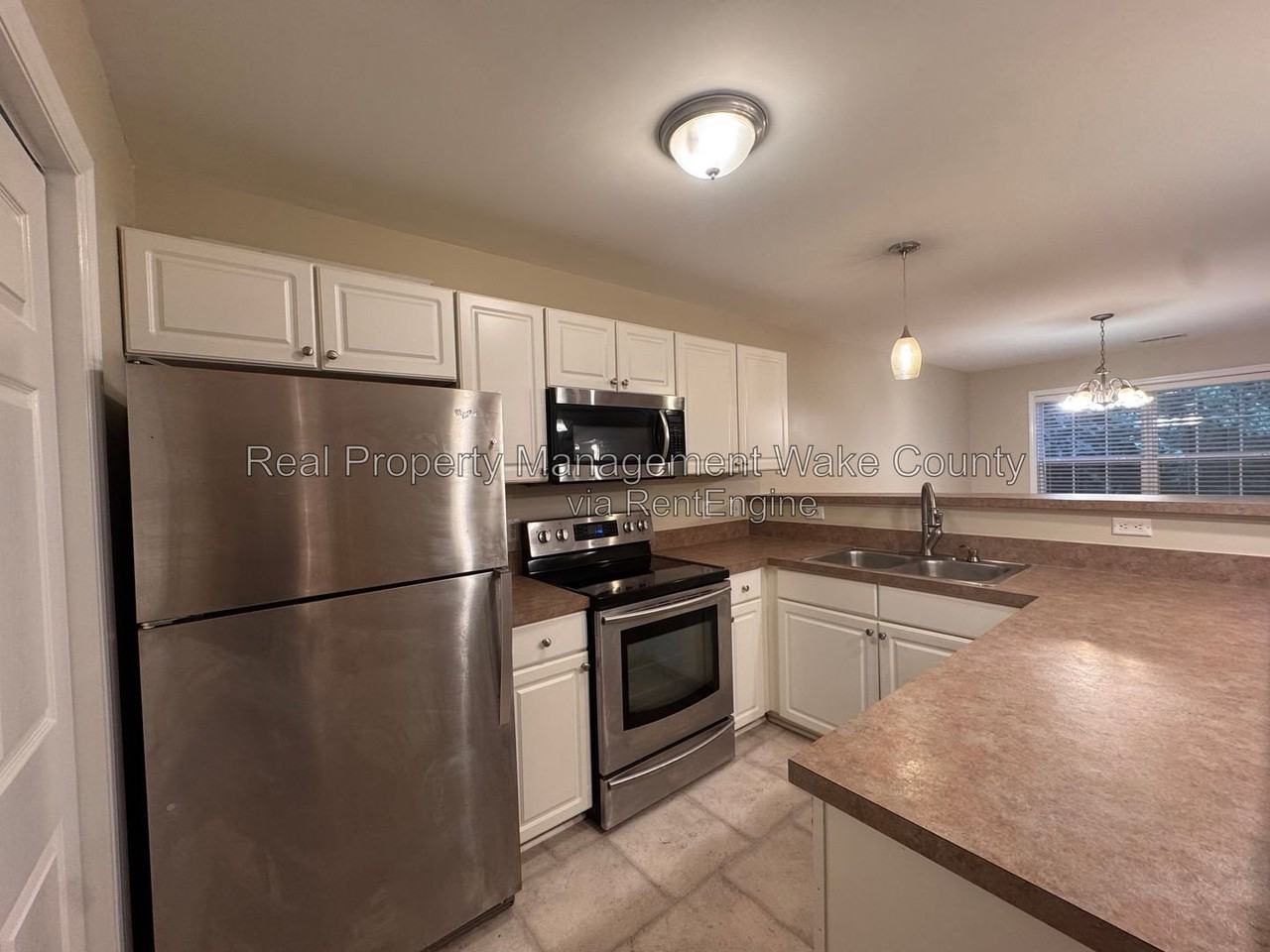 3812 Wellington Ridge Loop - Photo 4 of 32