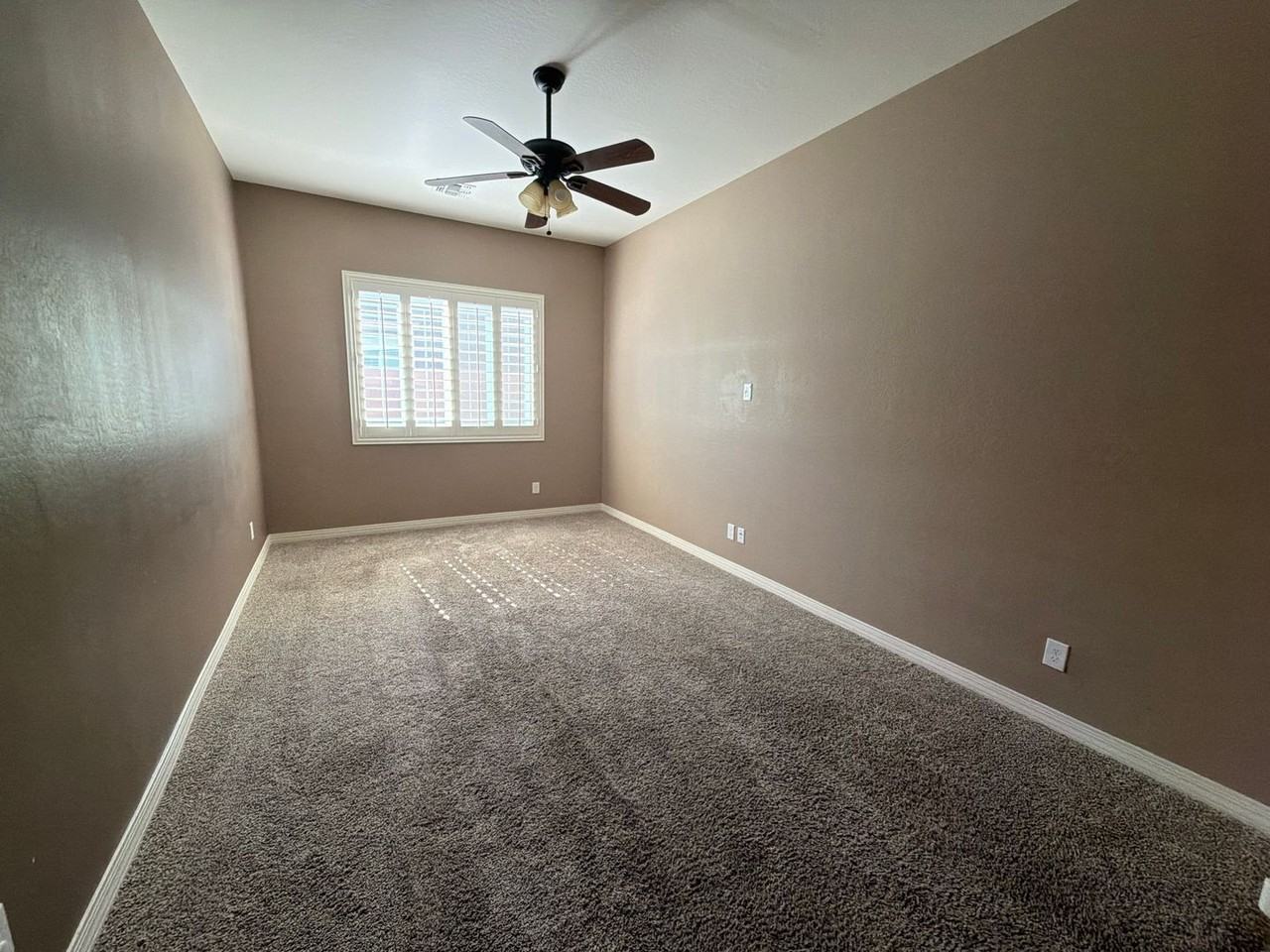 15959 W Cameron Dr - Photo 3 of 21