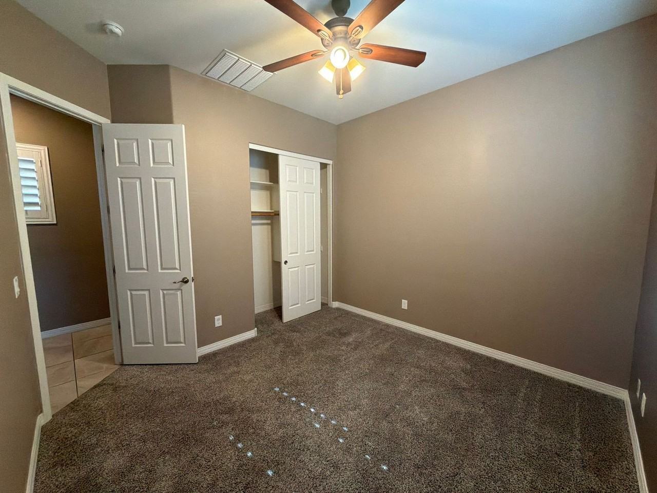 15959 W Cameron Dr - Photo 5 of 21