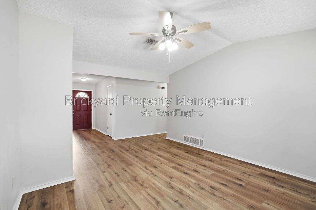 2007 Berkner Dr - Photo 7 of 32