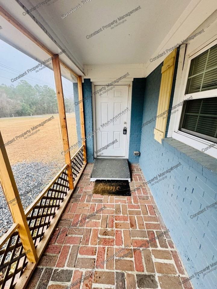 165 Garrison Rd - Photo 2 of 19