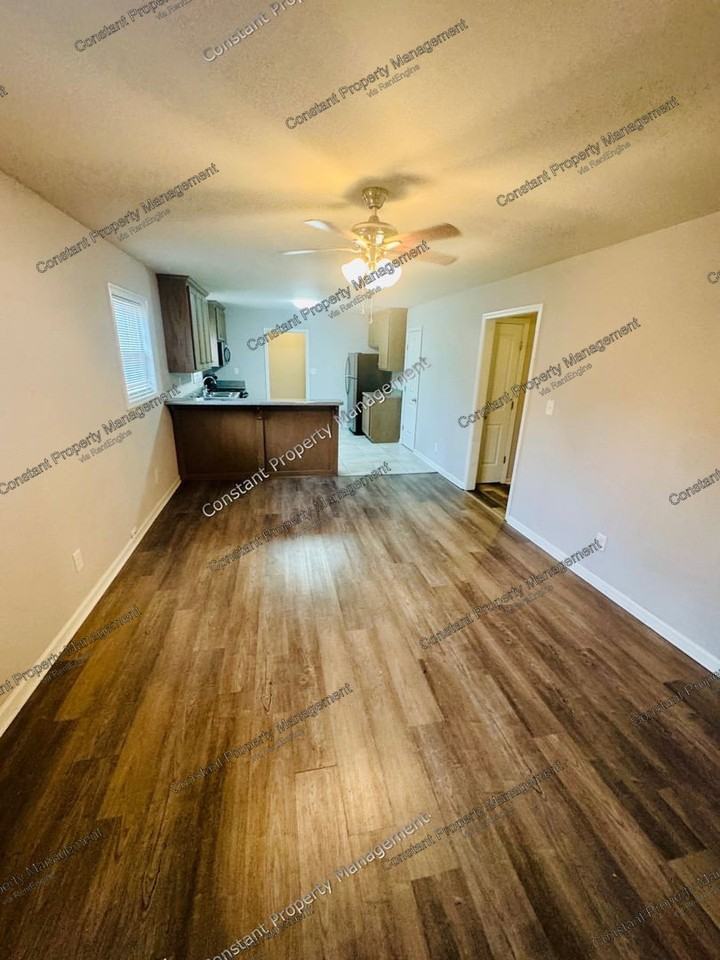 165 Garrison Rd - Photo 3 of 19