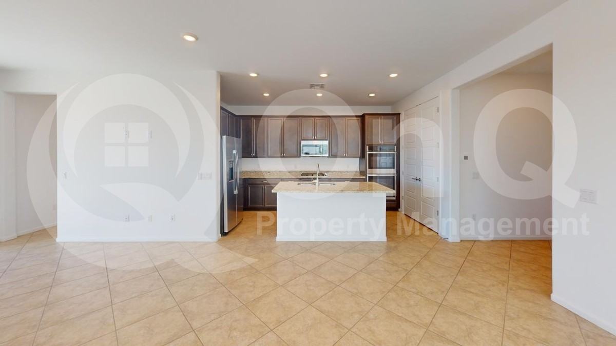 13112 E Cembeline Ln - Photo 4 of 20