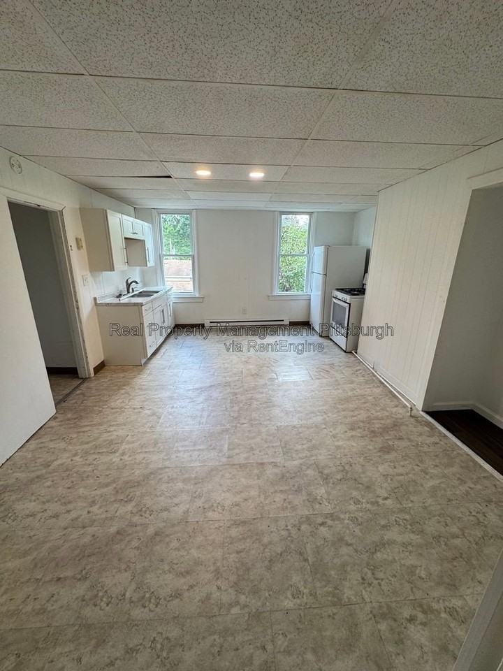 671 5th St - Photo 5 of 10