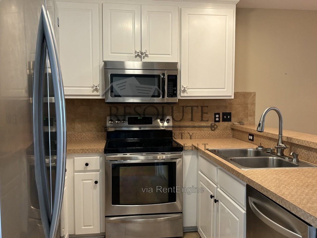 107 W Moss Creek Dr - Photo 4 of 12