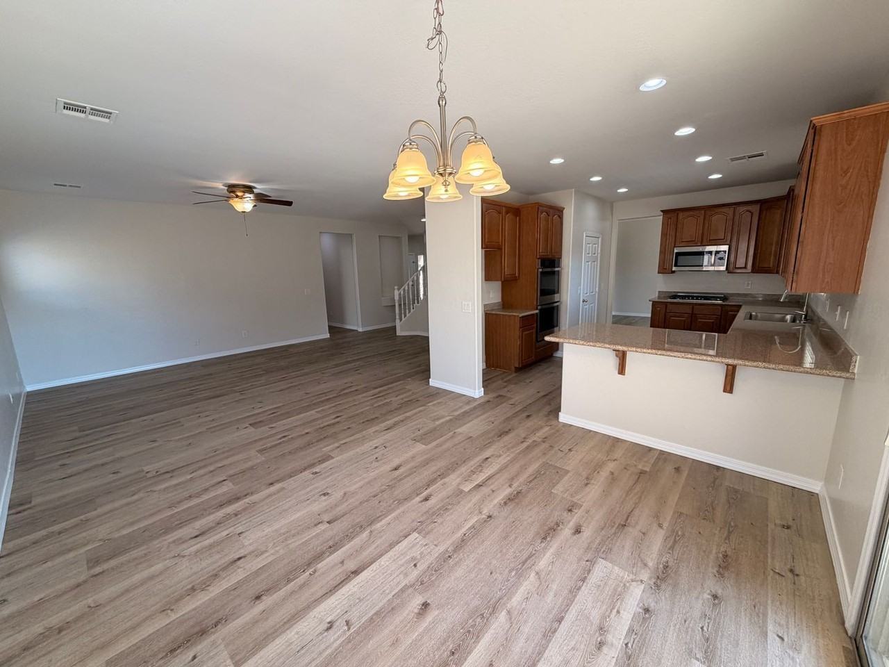 15727 N 172nd Ln - Photo 7 of 28