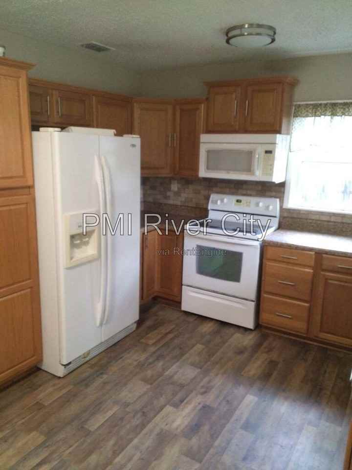 5018 Birkenhead Rd - Photo 4 of 13
