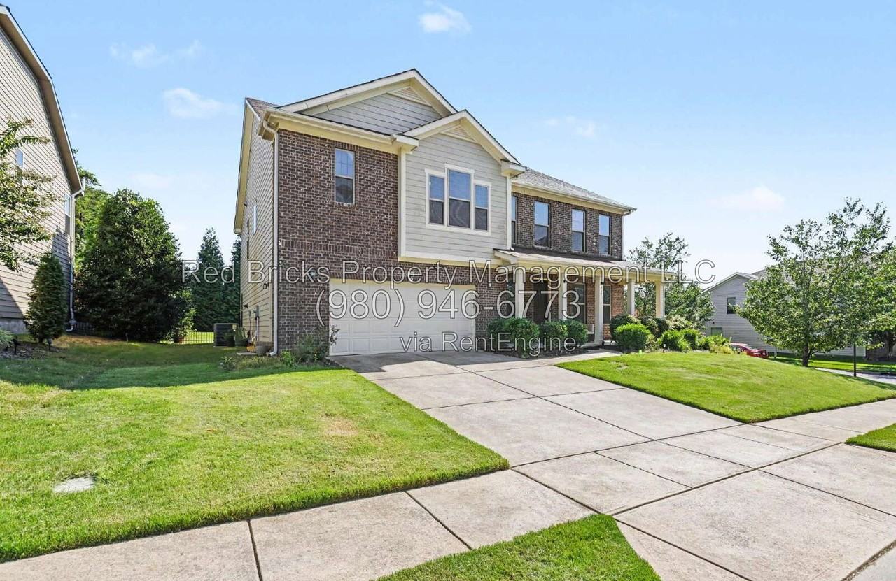 747 Coralbell Way - Photo 3 of 42
