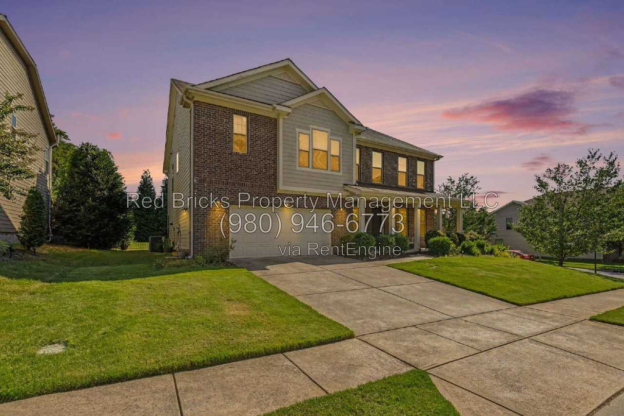747 Coralbell Way - Photo 4 of 42