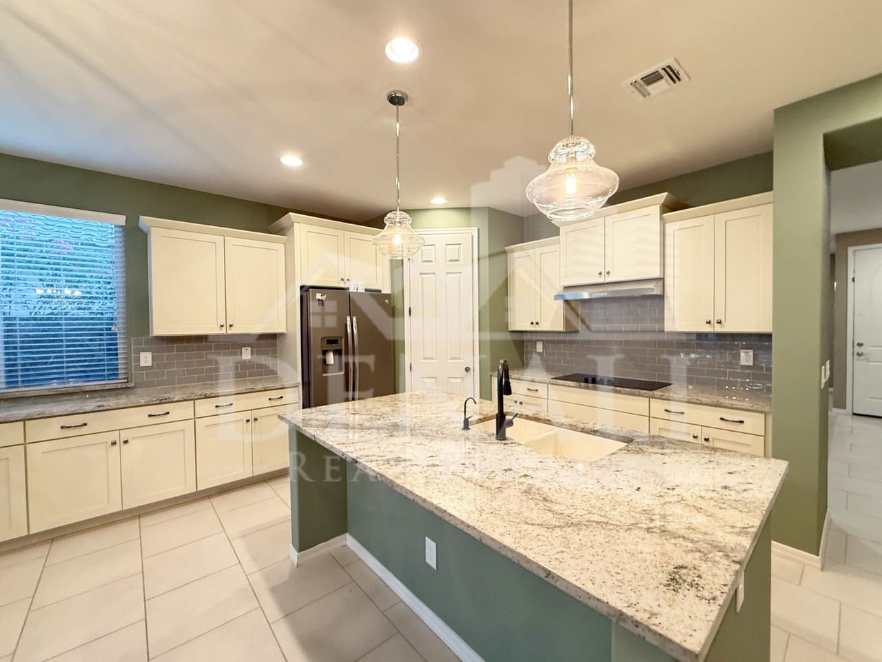 20399 E Arrowhead Trl - Photo 7 of 36