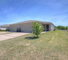 featured image of 5807 N 34th St