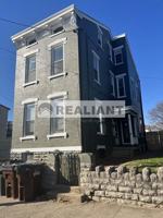 featured image of 121 E 9th St #2