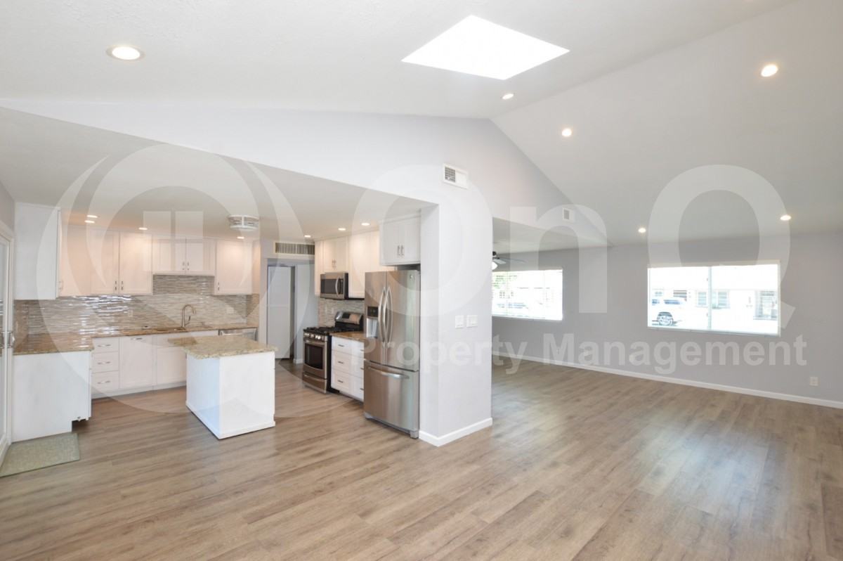 7424 E Polk St - Photo 5 of 22