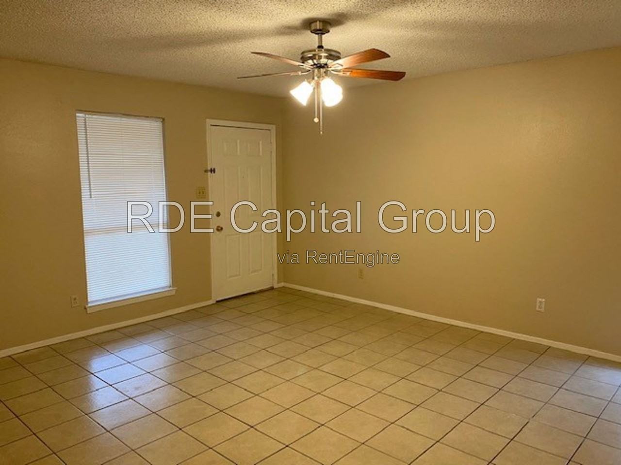 434 Nw 23rd St - Photo 2 of 5