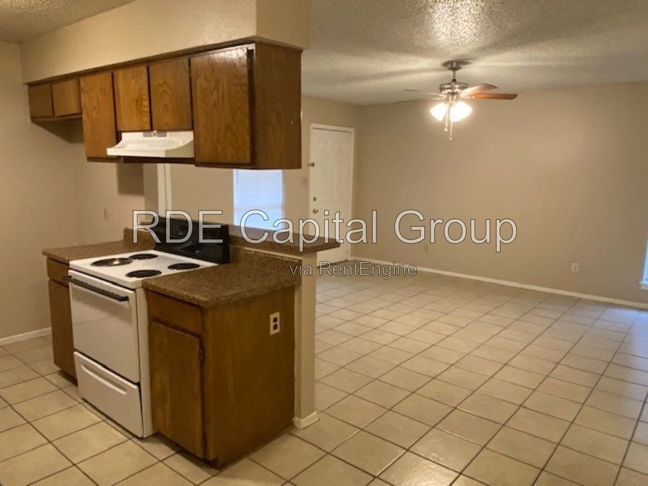 434 Nw 23rd St - Photo 3 of 5