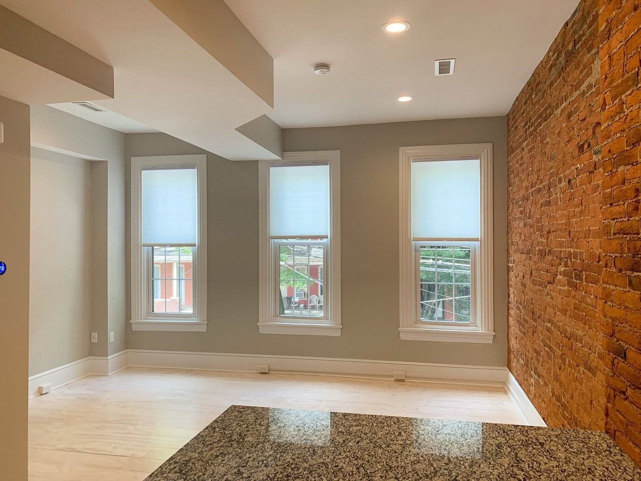 307 N Lime St #2 - Photo 5 of 10