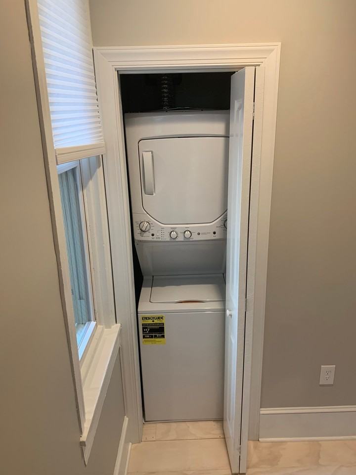 307 N Lime St #2 - Photo 6 of 10
