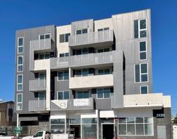 featured image of 321 E Florence Ave